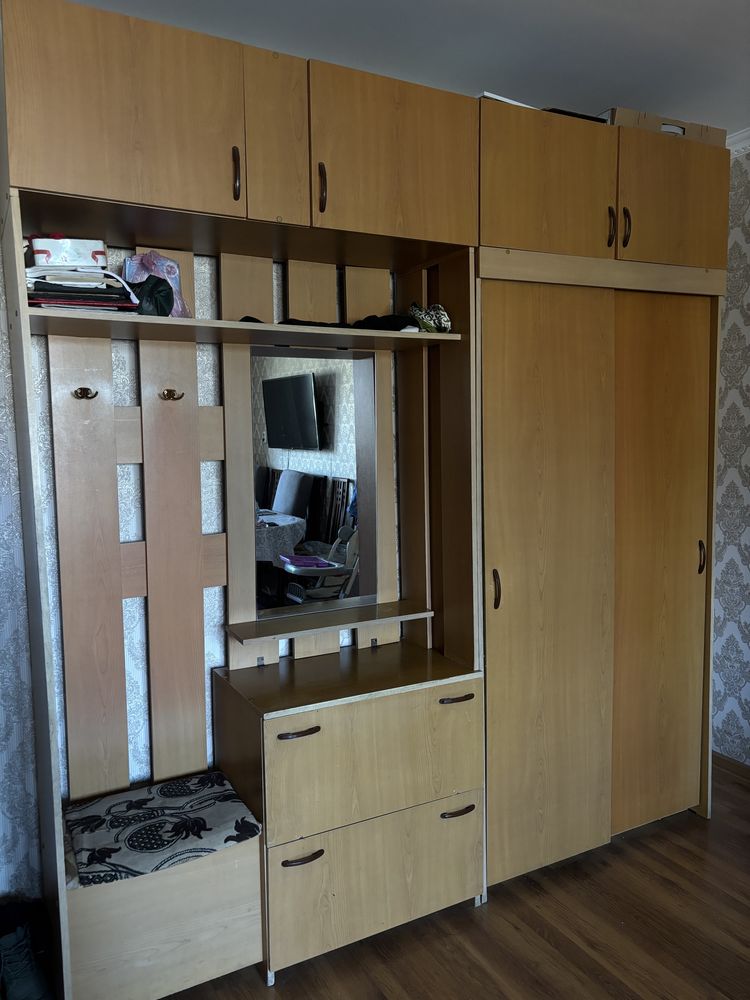 Продам прихожку. Срочно!