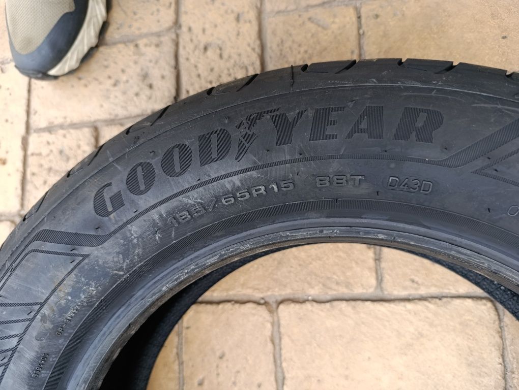 Гуми Good year 185/65/15 Efficient grip