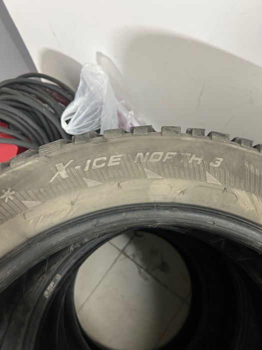 Зимние резины Michelin 215/55/17