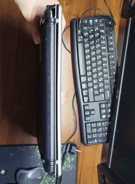 Продается б/у ноутбук hp