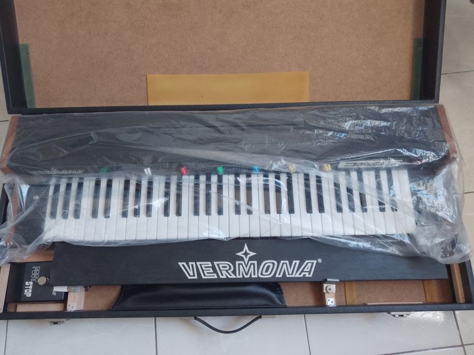 Orga Vermona/ Stare superbă!