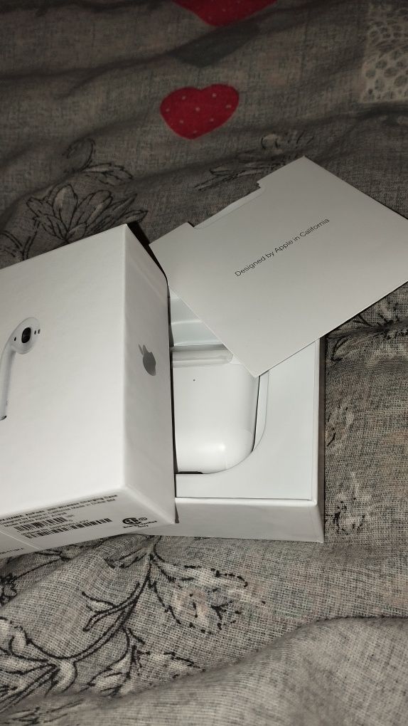 Airpods Dubai 2.2  Yap yangi.