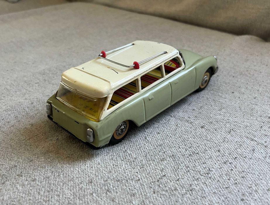 Masinuta de colectie din tabla MF-720 cu frictiune Citroen DS China