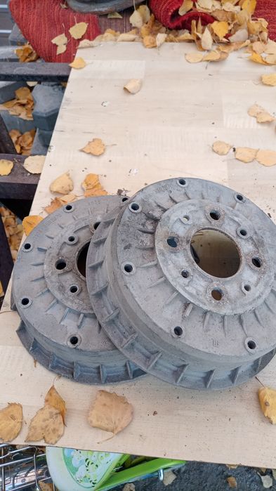 Тормозные барабаны