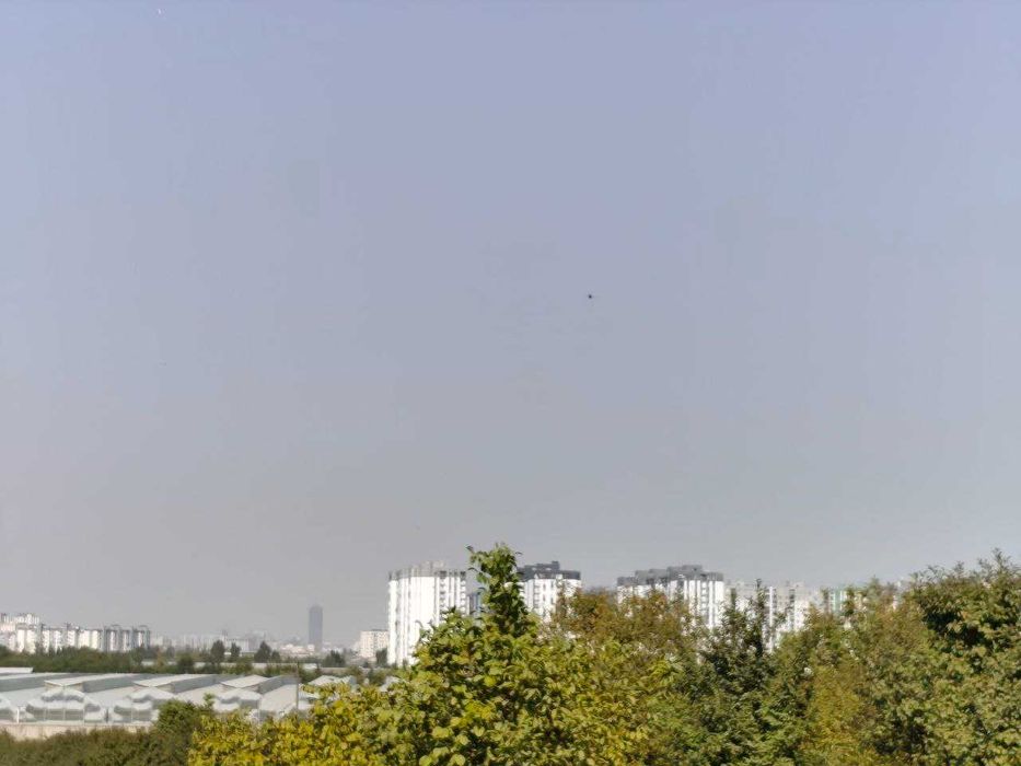 Ер 3,1 сотих, Зангиота Эркин постдан утканда, катта йулга 500 метр