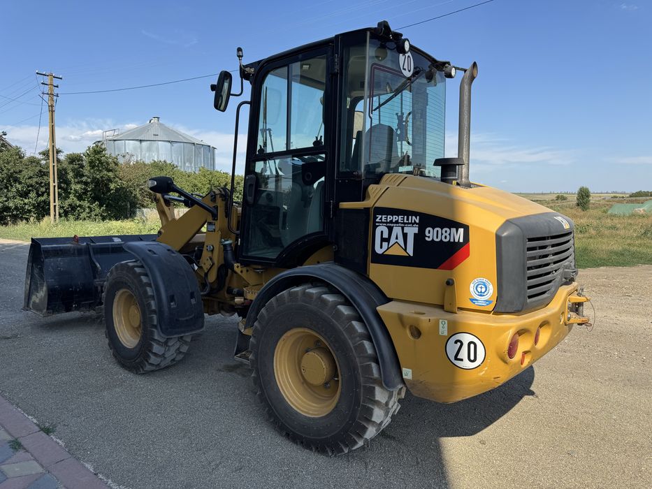 Incarcator frontal Caterpillar CAT 908M