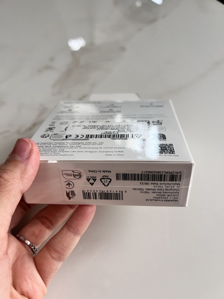Huawei freeBuds SE- неотваряни!