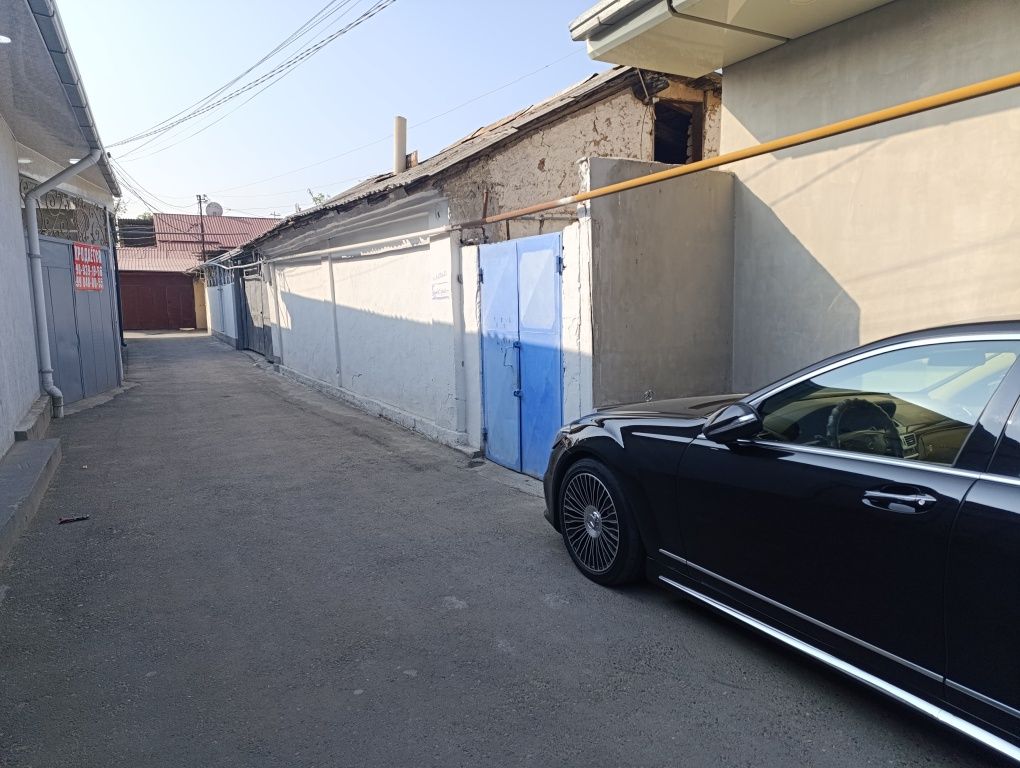 2.5 sotik  xovli  sotilad Narxi kelshladi YASHNOBOD tumani AXMAD YASSA