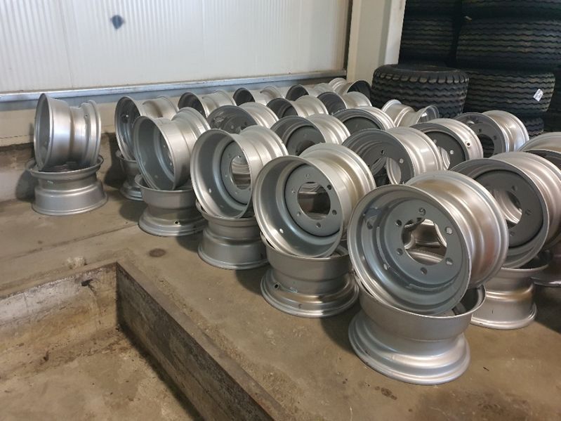 jante R15.3 pentru miguri de gunoi remorci balotiere WYZL 9x15.3