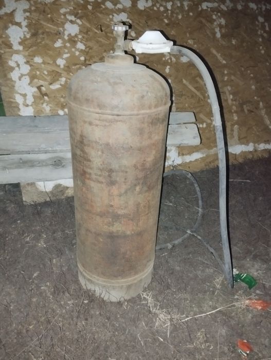 Продам большой газовый баллон