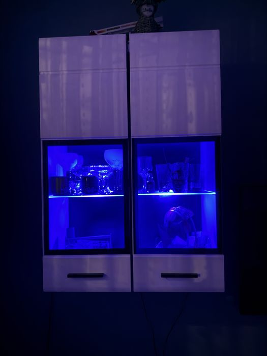 Vand mobila de camera de zi