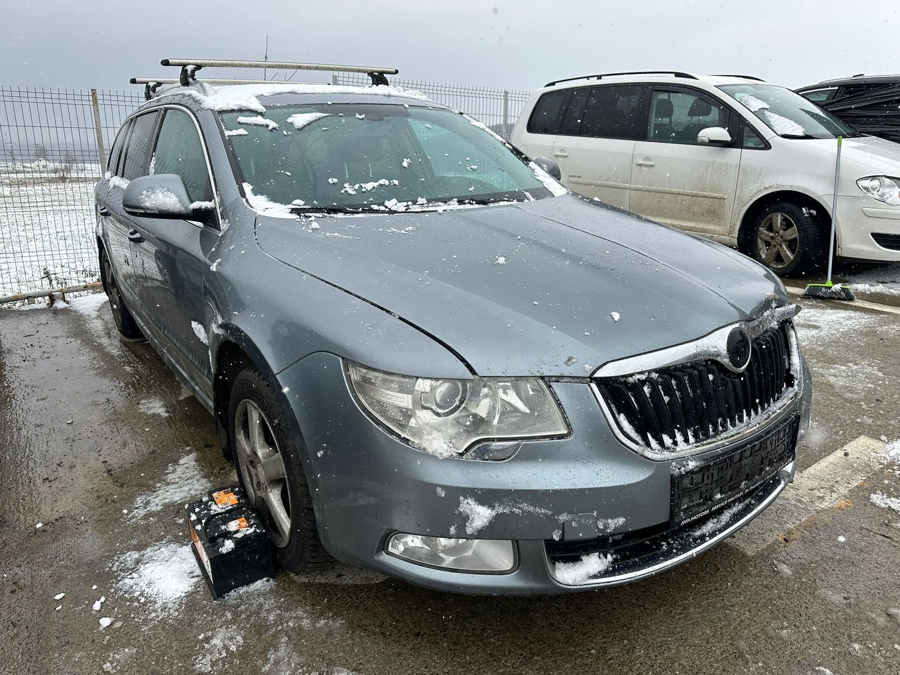 Dezmembrez / Dezmembrari / Piese / Accesorii Skoda superb 2 2013 break 2.0 tdi automata volan stanga