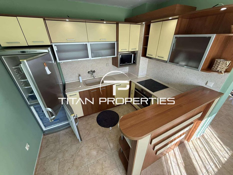 Дава се под наем Тристаен апартамент в Бургас, Изгрев - 80 кв.м за 510 € - Снимка #2