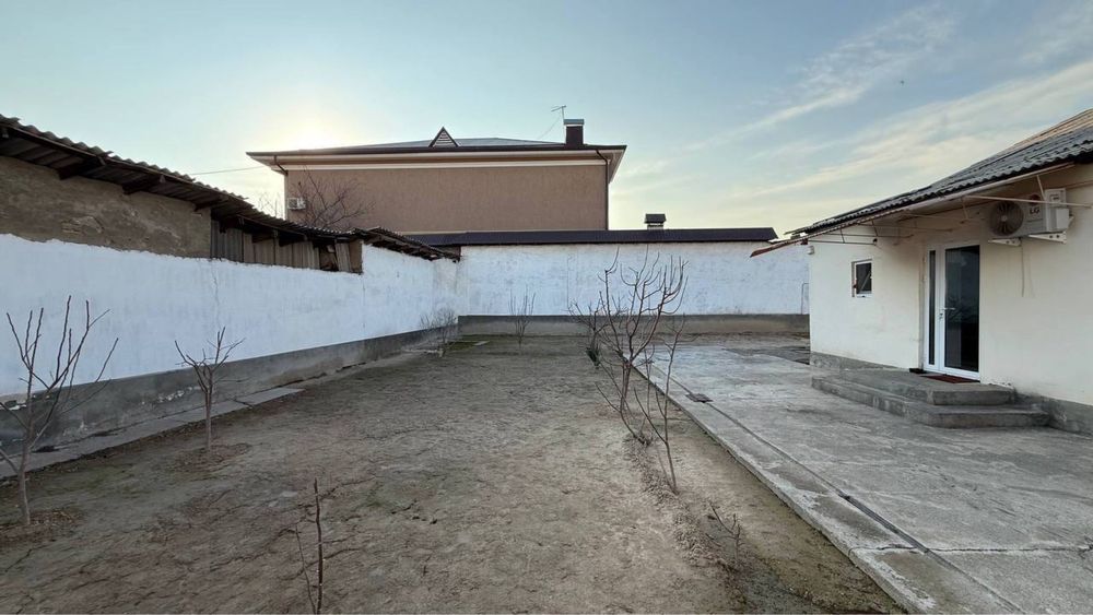 2 sotik yer sotiladi