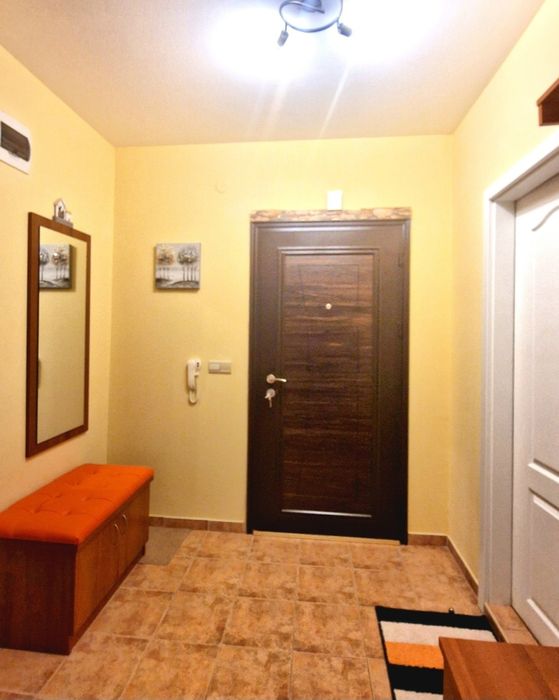 От собственик двустаен обзаведен Златни пясъци