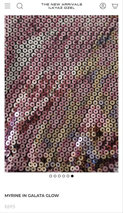 Официална рокля на New Arrivals