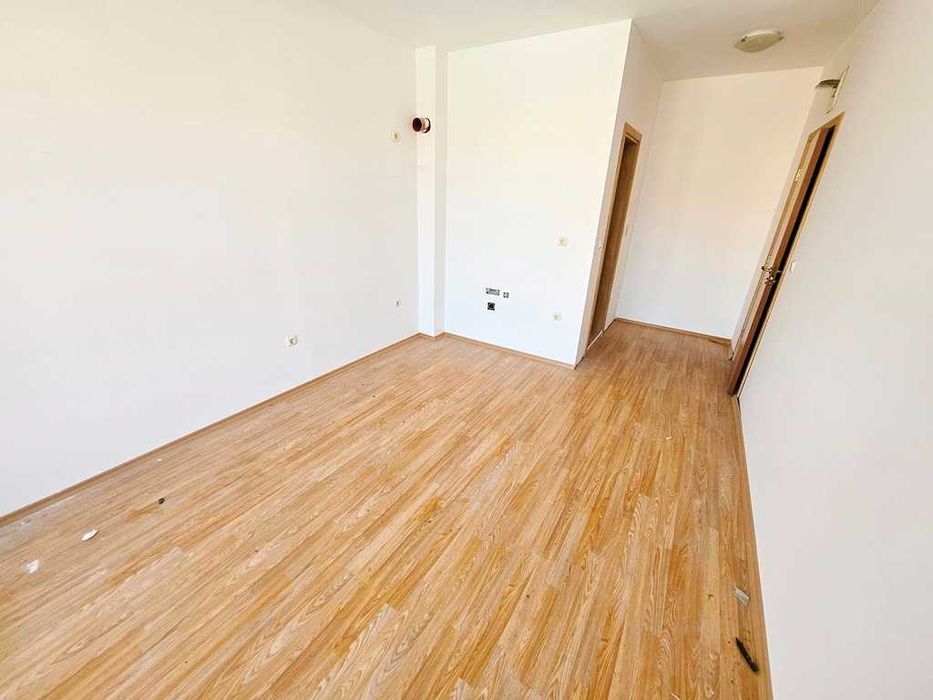 Продава се Едностаен апартамент в к.к. Слънчев бряг - 28 кв.м за 961 €/кв.м - Снимка #4