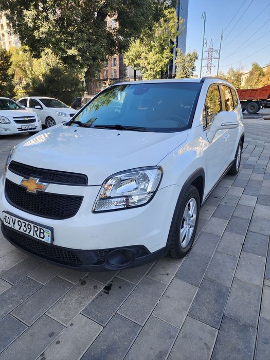 Chevrolet Orlando 
2 pozitsiya
2014 yil 
303ming
Oldi chap kiriloda pe