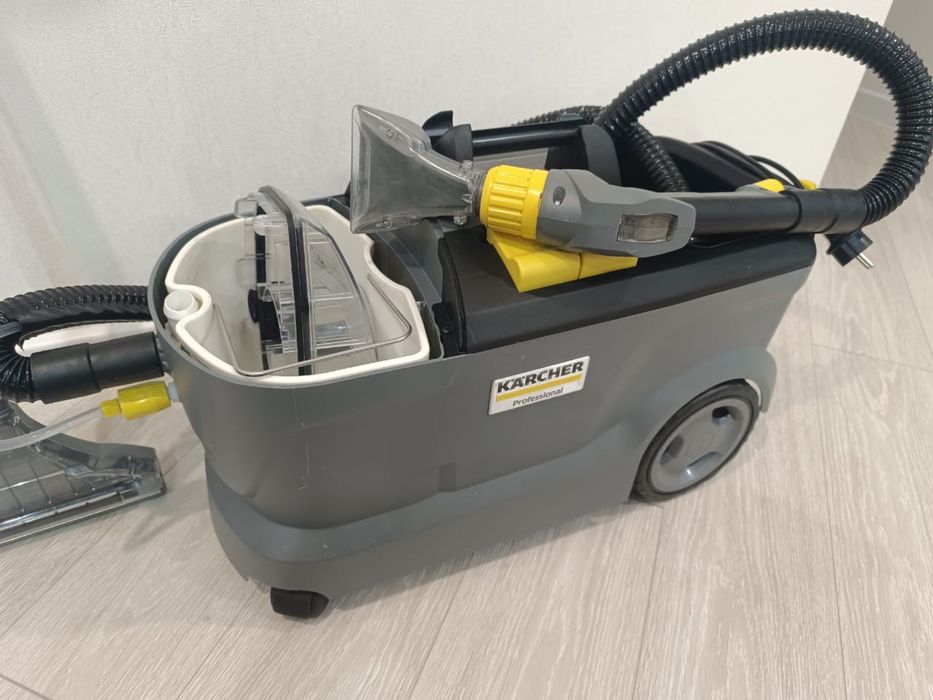 Моющий пылесос Karcher Puzzi 10/1