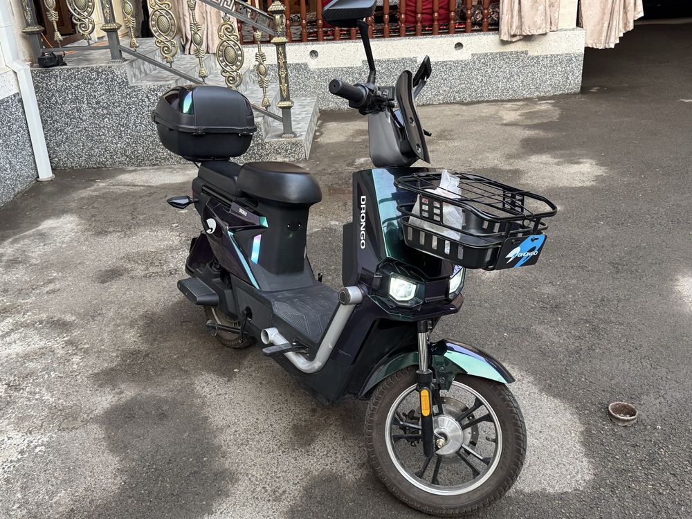 Skuter DRONGO R-16 TK