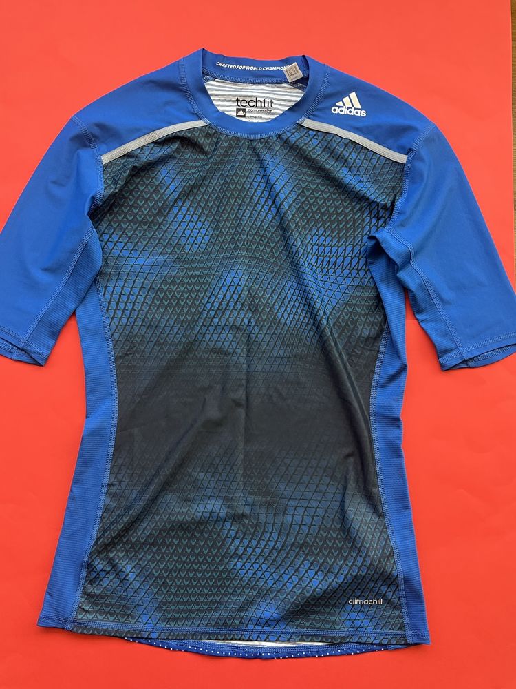 ADIDAS TechFit / ADIDAS  - блуза и клинове  М и Л  / Оригинал