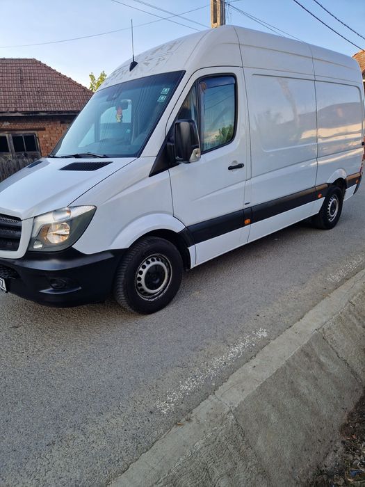 Vând Mercedes Sprinter 319