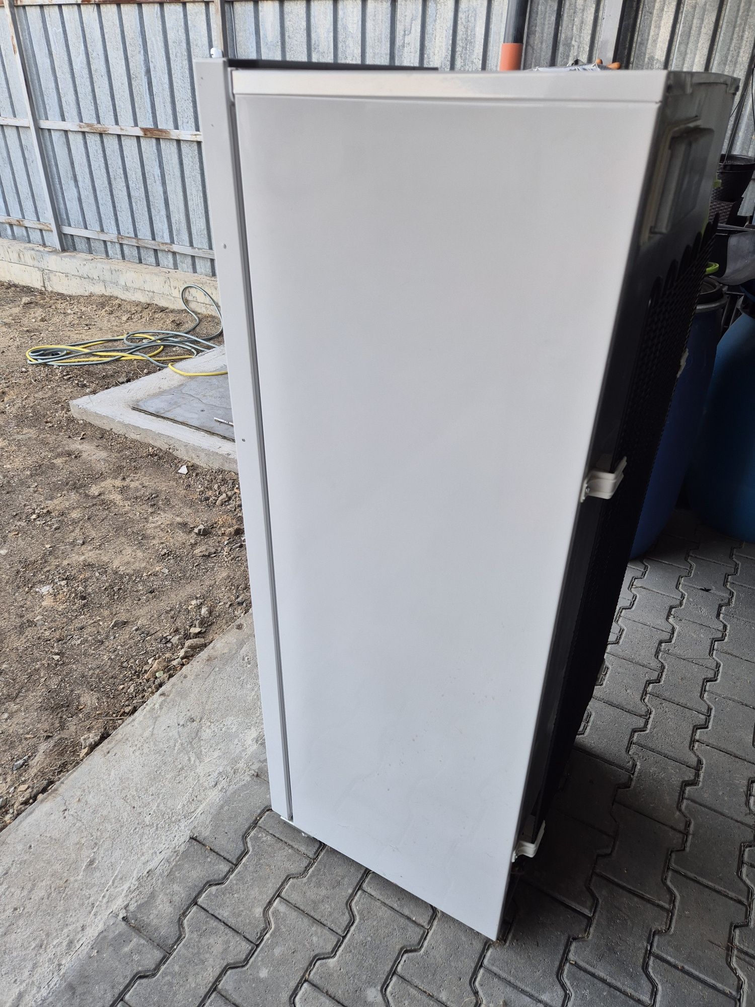 Фризер Beko Rfsa 240 a+215l