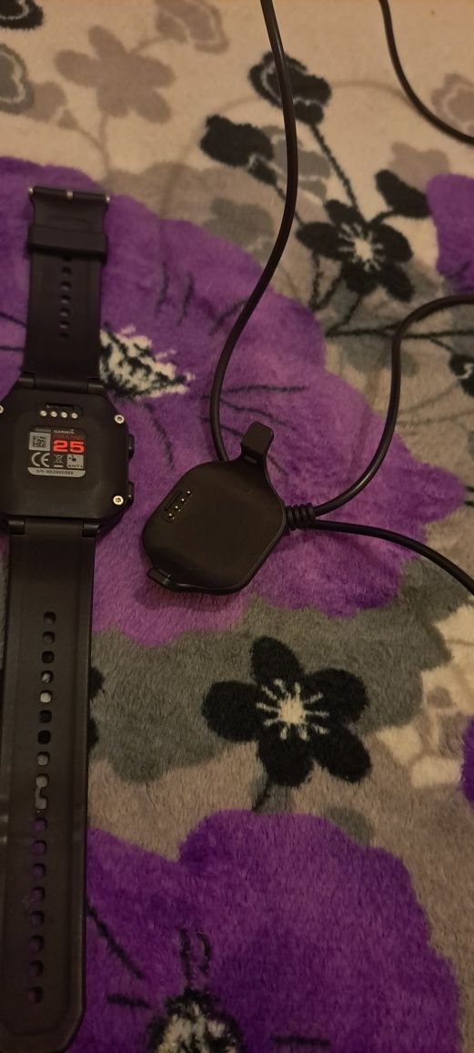 Ceas smartwatch Garmin Forerunner 25, GPS, Black/Red