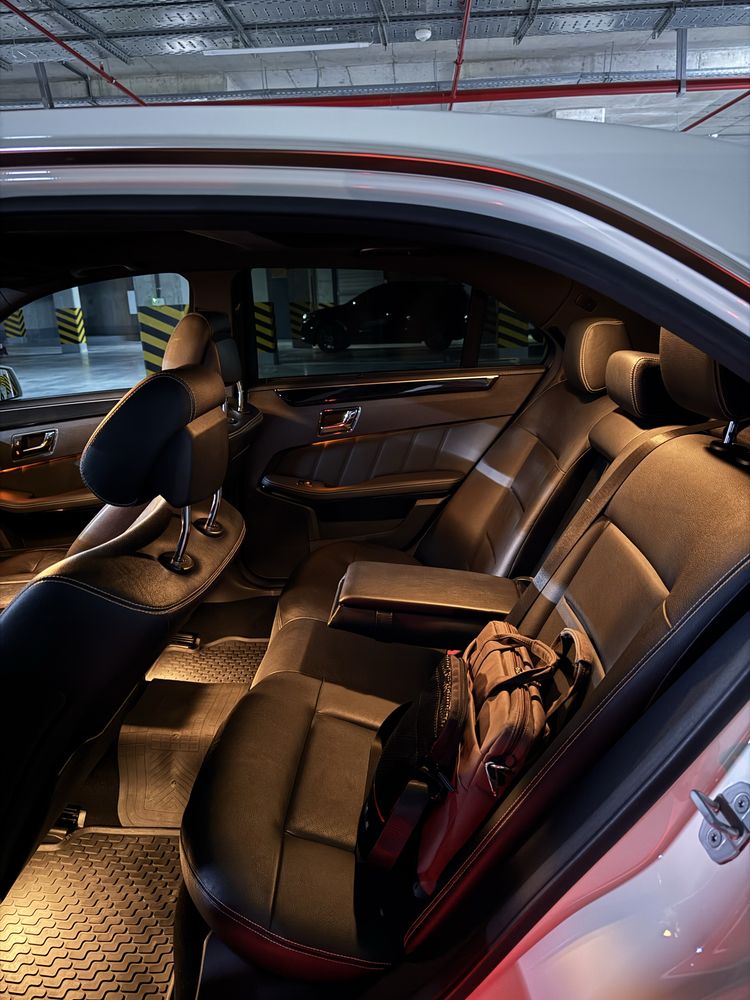 W212  Mercedes-Benz
