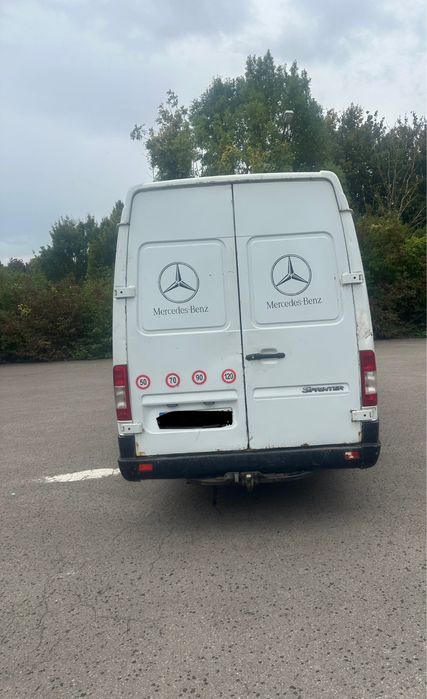 Mercedes benz sprinter 313