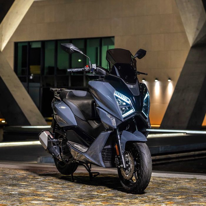 MYMOTO CLUJ vinde : Scuter Morbidelli SC125 ( Cat B125,A1,A)