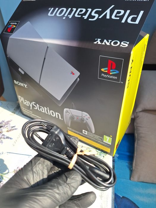 UPDATE! Sony PlayStation 5 Slim 30th Anniversary limited disk edition