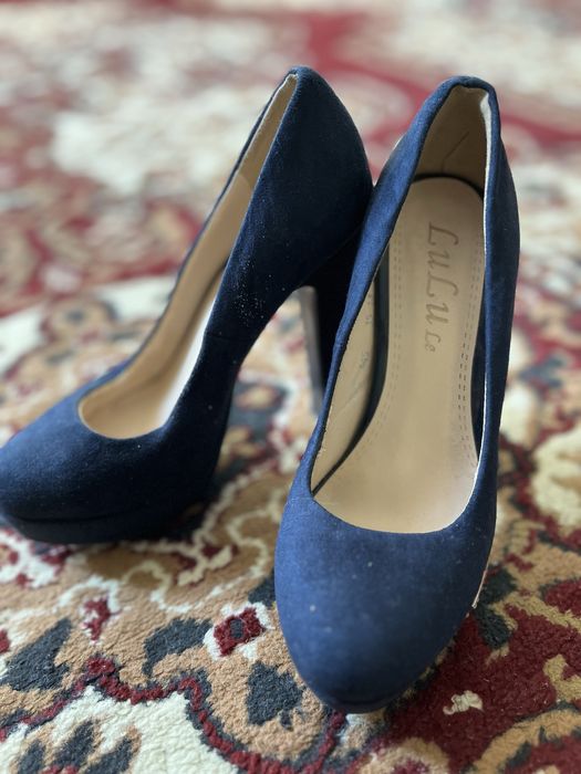 Туфли каблук замшевый 35/36 размер