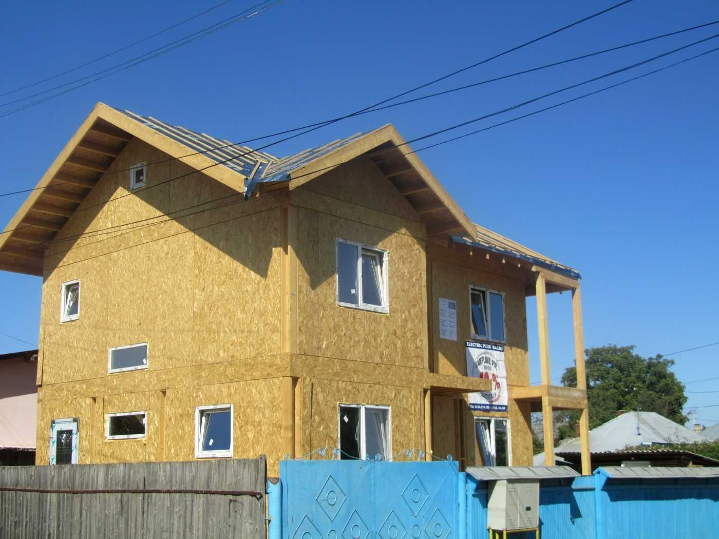 Cabana stil A-Frame si Case din structura de lemn