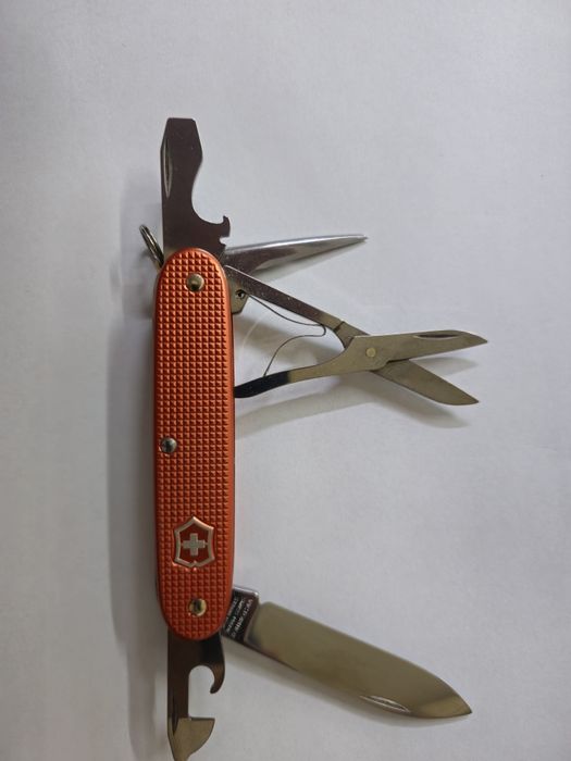 Швейцарски нож Piopner X