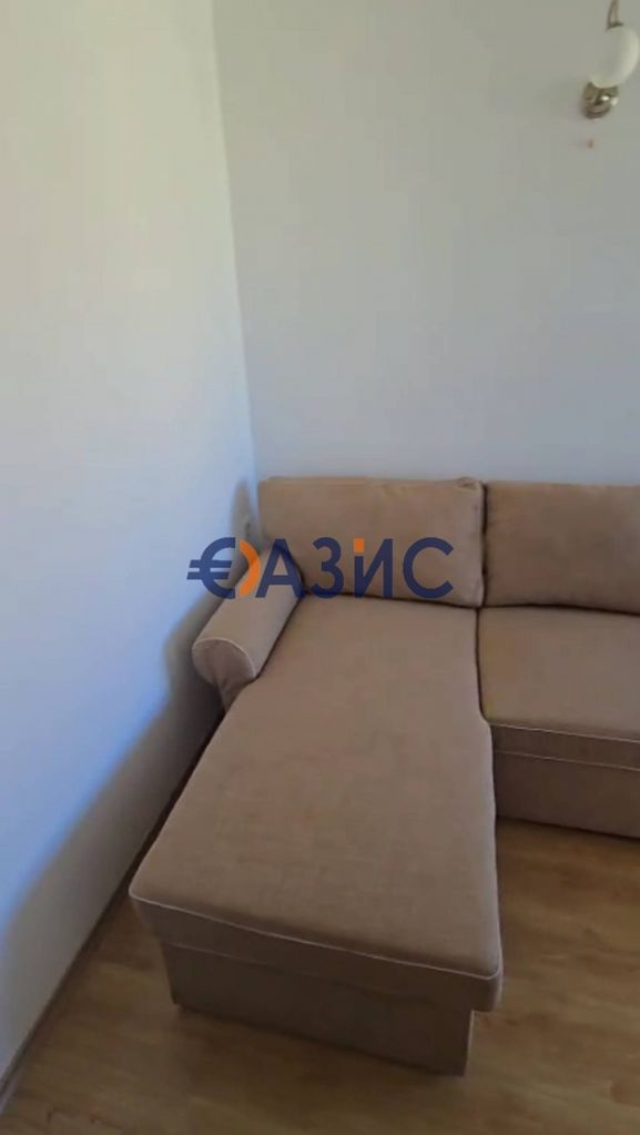 Продава се Двустаен апартамент в к.к. Слънчев бряг - 73 кв.м за 1370 €/кв.м - Снимка #3