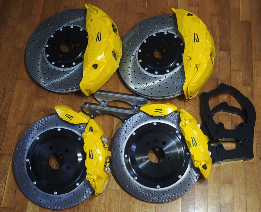 Изготвяне на спирачни китове и адаптери за БМВ Ауди Мерцедес и други