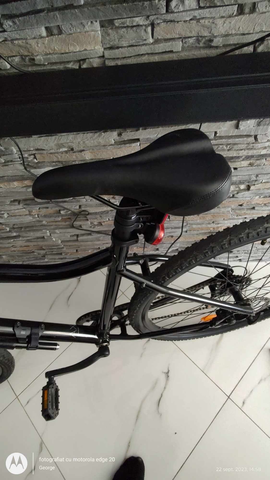 Bicicletă 28 cadru aluminiu