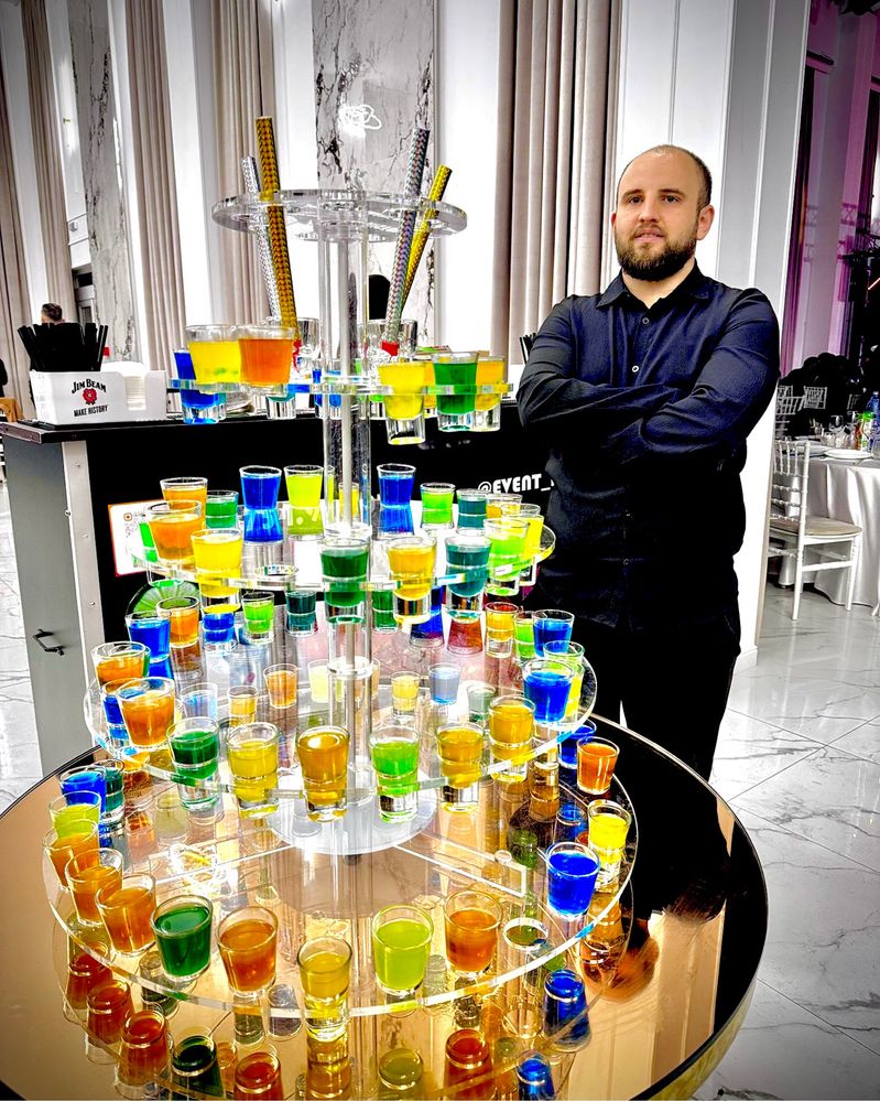 Cocktail bar , Descoperă gustul serii la pulse bar