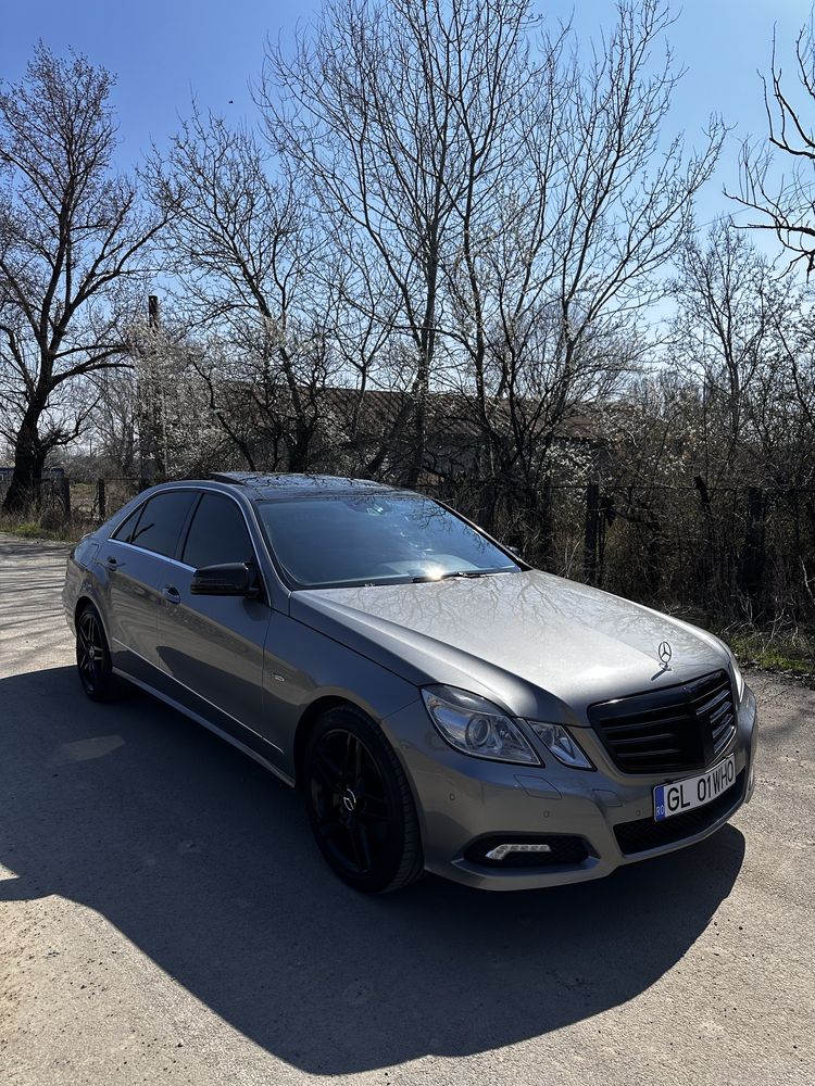 Mercedes E-Class E350 4MATIC (video prezentare)