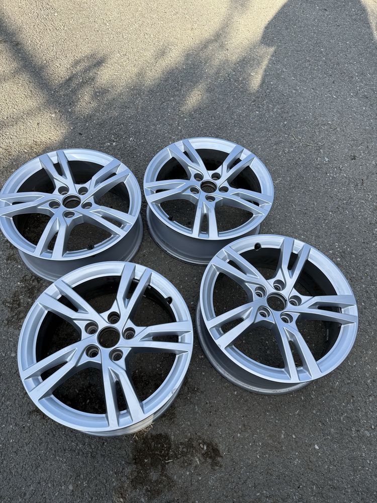 Jante AUDI R17 A3 S3 8V A4  Q2 Q3 Skoda VW SEAT