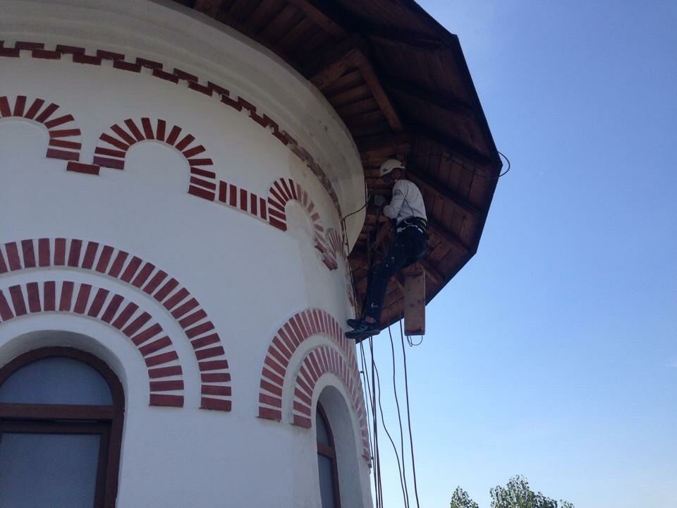 alpinism utilitar iasi , termoizolatii , sisteme paratrasnet