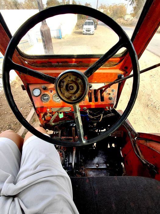 Assalomu alaykum Traktor T 40