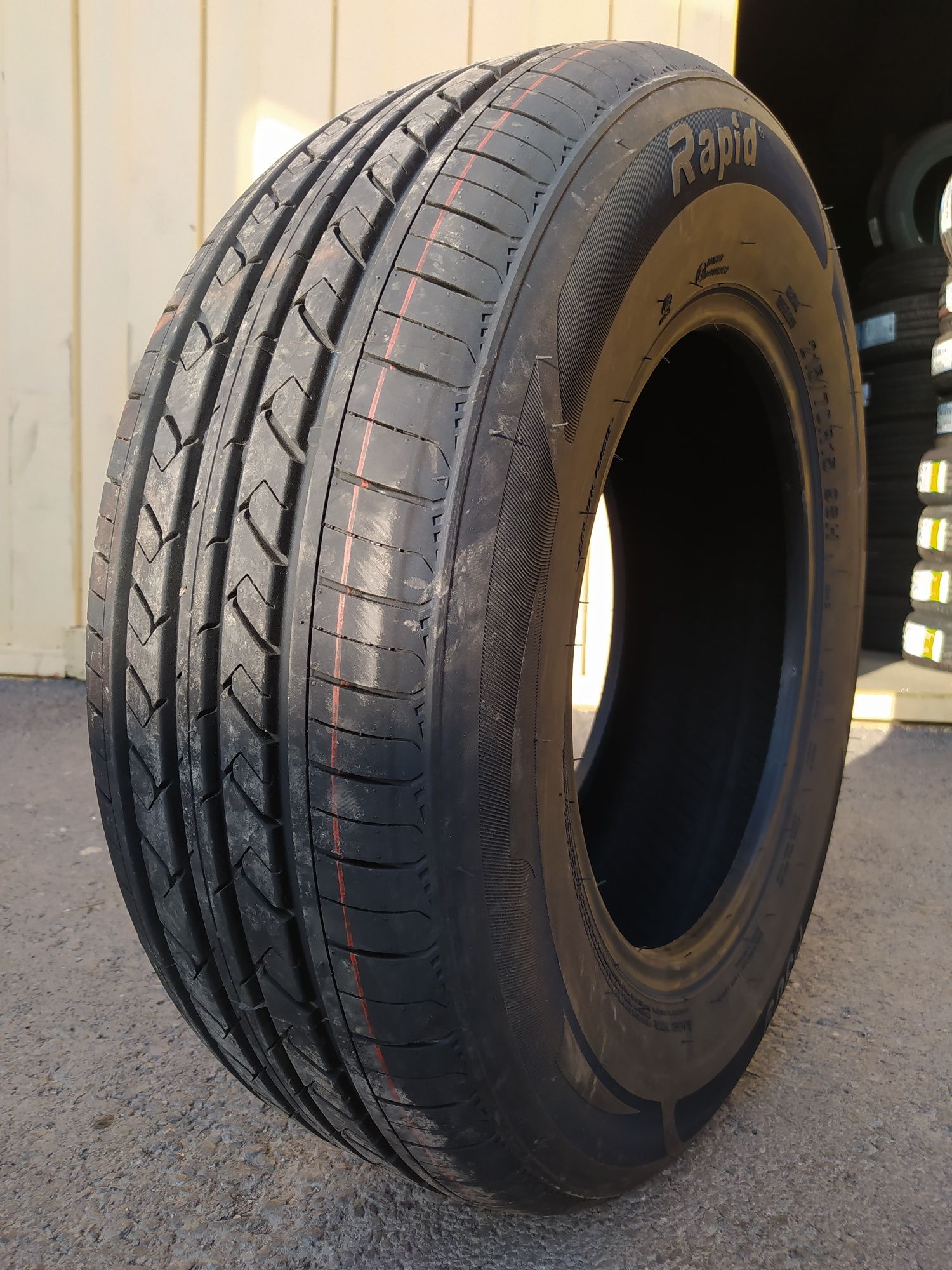 215/70R15 Rapid P309