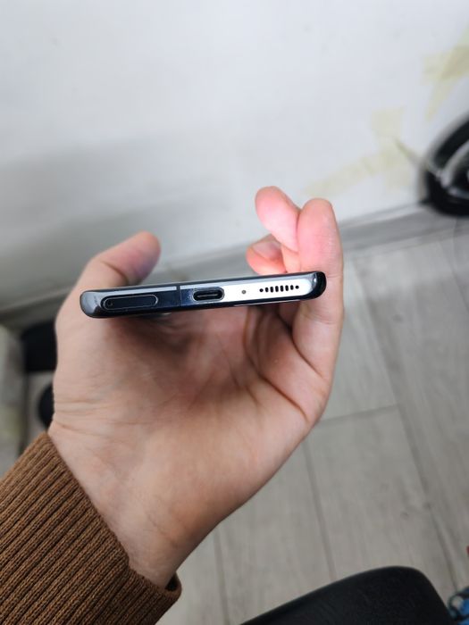 Mi 11 Ultra 12+4/256