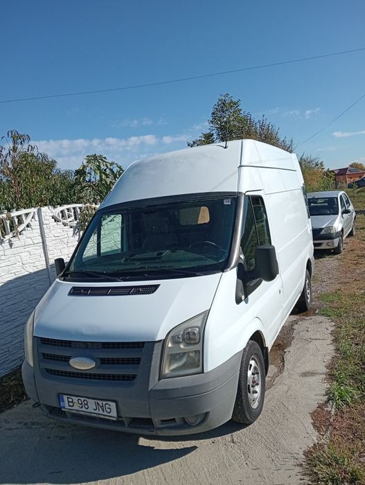 Vând Ford Transit
