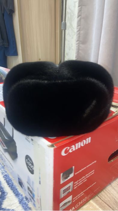 Продам шапку норковую ушанку,кепку норковую и кожанную дубленку