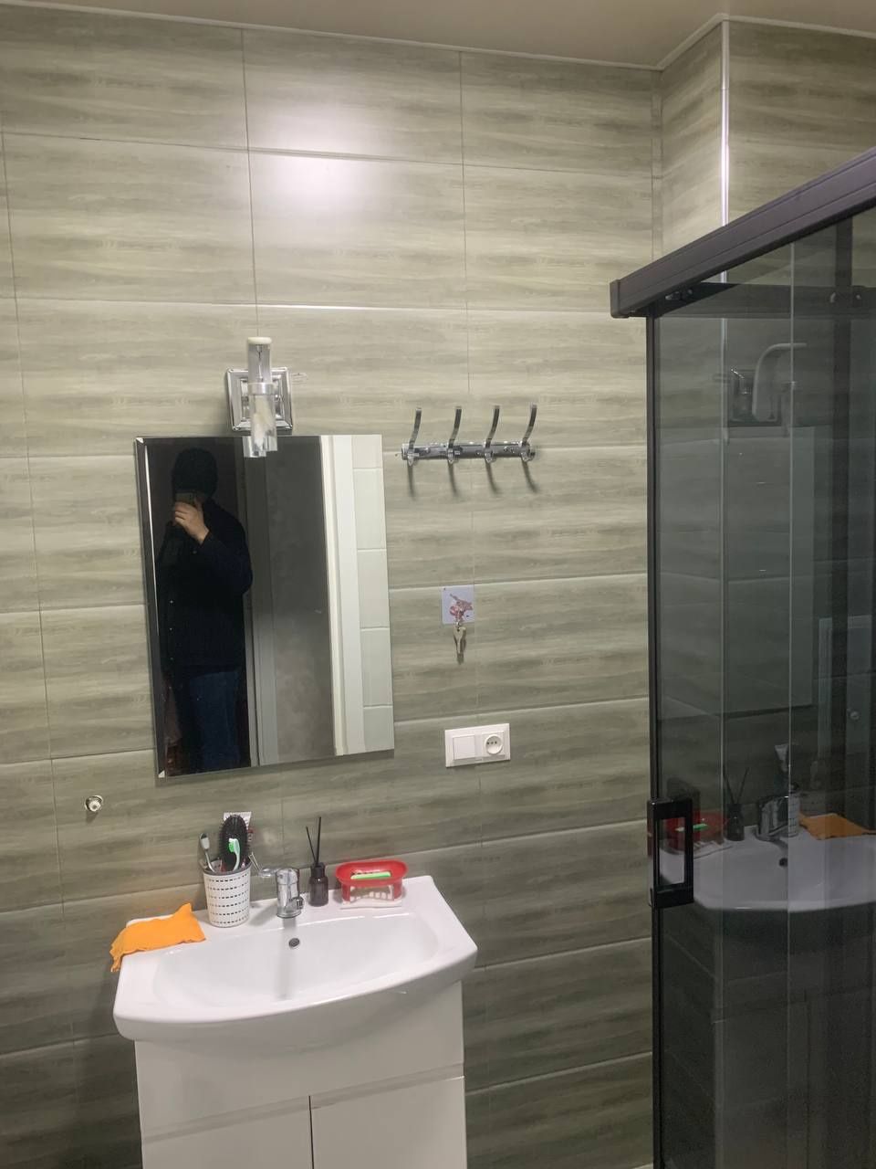 Assalomu alekum srochniy sotiladi kvartira