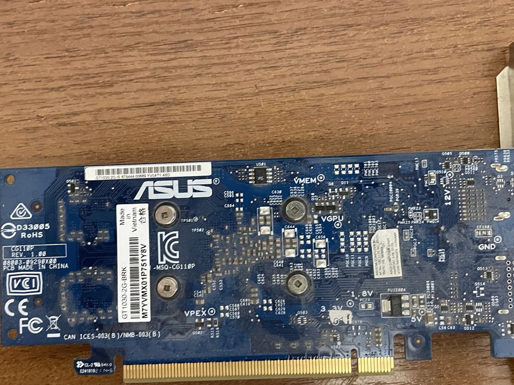 Память DDR4 8/4 гб Видеокарта gt 1030 2gb Монитор LG 22 дюйма