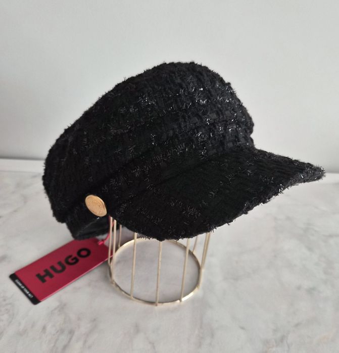 Каскет от букле "HUGO"